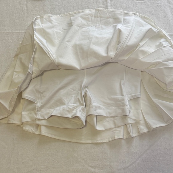 Lululemon White Pleated Skirt - Picture 4 of 4